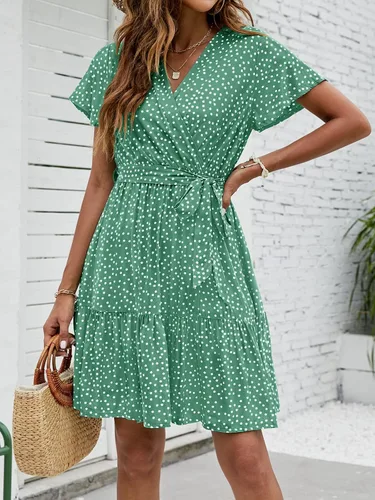Vista 8 de ZESICA - Vestido corto con cuello en V cruzado para mujer, estampado floral bohemio, con vuelos, acampanado, vestido de verano 2024 para la playa