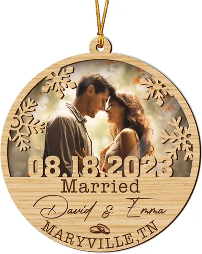 Vista 13 de V VIBEPY Impreso en todas partes, sin vidrio real, adornos personalizados para parejas, adornos de Navidad, adornos de 3.5 pulgadas, adornos de 2