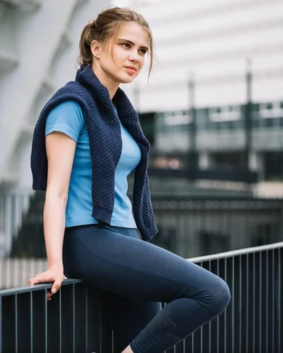Vista 3 de Sundwudu Paquete de 5 leggings para mujer, control de abdomen, pantalones de yoga negros suaves de cintura alta para entrenamiento, tallas regulares