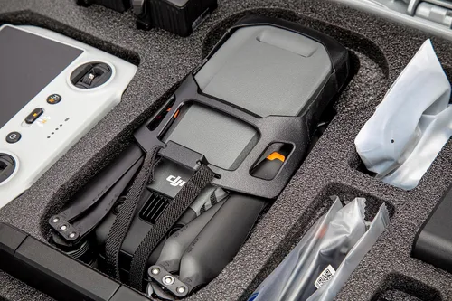 Vista 5 de NANUK Funda impermeable 925 con espuma para DJI Mavic 3 Pro Fly More/Cine Combo