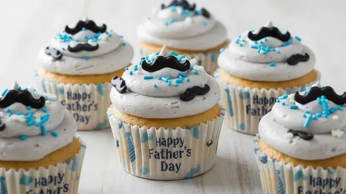 Vista 6 de NCS Gránulos comestibles de caramelo en forma de bigote jumbo – Decoración de cupcakes, pasteles y galletas, 7 onzas