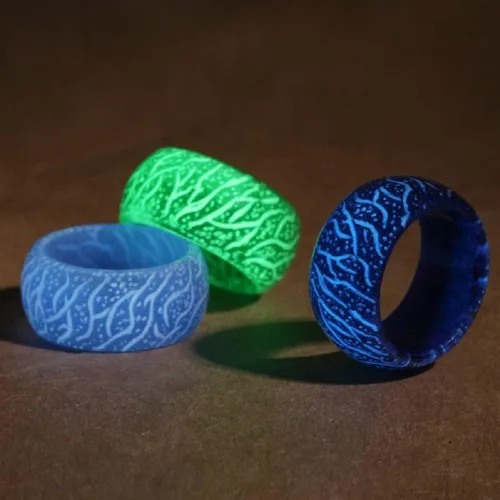 Vista 7 de LIU JUN Anillo de orbe Venus para hombres y mujeres, anillos que brillan en la oscuridad, bonitos anillos de resina acrílica de brillo luminoso