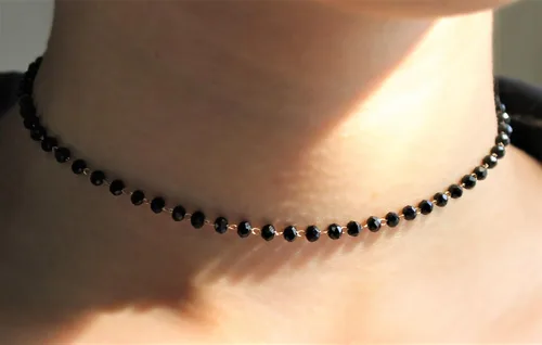 Vista 7 de POMINA Delicada gargantilla negra con cuentas de cristal, gargantilla de cuentas de cristal multifacéticas para mujer