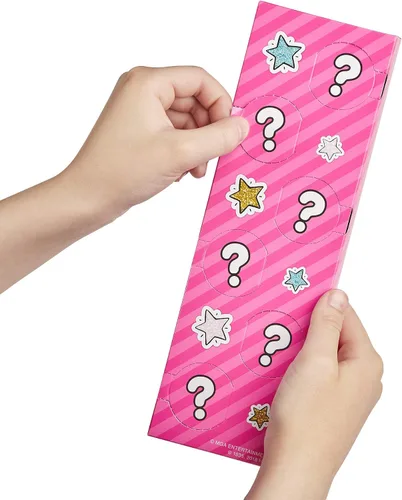 Vista 6 de Monopoly Juego: L.O.L. Surprise! Edition Juego de mesa para niños a partir de 8 años
