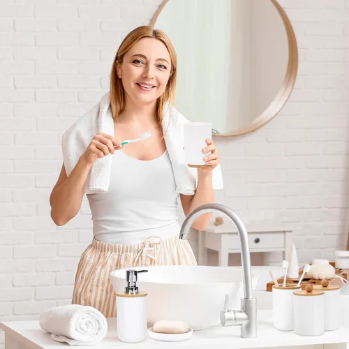 Vista 5 de Fixwal Accesorios de baño de bambú, juego de accesorios de baño de 8 piezas con basura, soporte para cepillo de dientes, dispensador de jabón