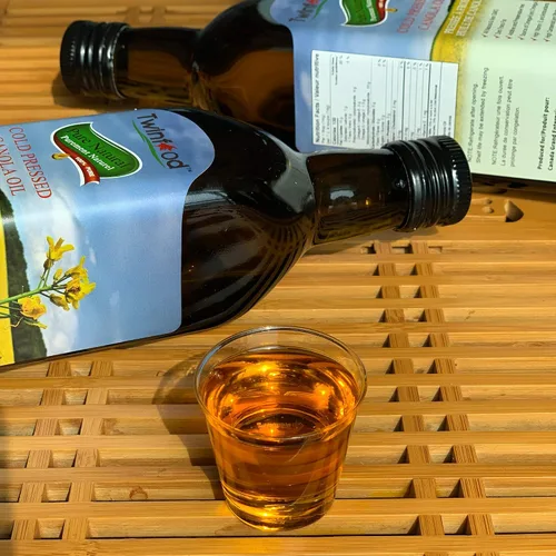 Vista 5 de Twinfood - Etiqueta clásica de aceite de canola, paquete doble de 16.9 fl oz, prensado en frío sin OMG para cocinar y aderezar (2 botellas)