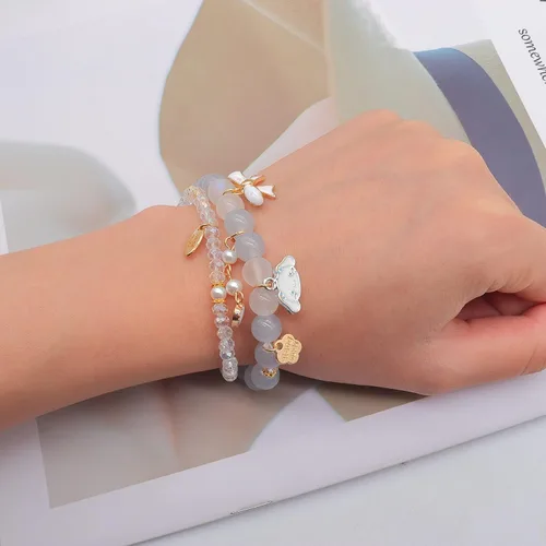 Vista 2 de Pulsera de cuentas de cristal de Cinnamoroll Kuromi and My Melody Sanrio bonitas pulseras de cuentas a juego Kawaii para mejor amigo Cobre Cobre