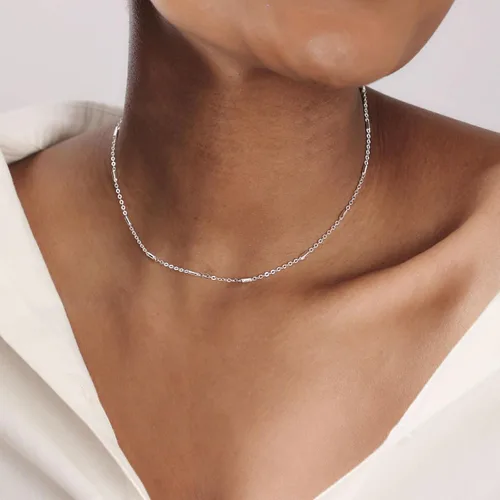 Vista 3 de CAROVO Gargantilla para mujer, delicado collar chapado en oro de 14 quilates, con lentejuelas y puntos brillantes, caja de clip satélite, collares