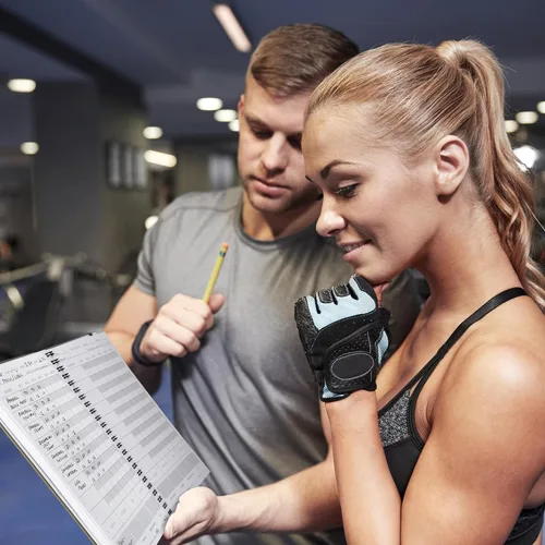 Vista 9 de El Diario de Fitness Definitivo para Rastrear y Cumplir Tus Metas de Gimnasio - Planificador Detallado de Entrenamientos y Libro de Registro Para