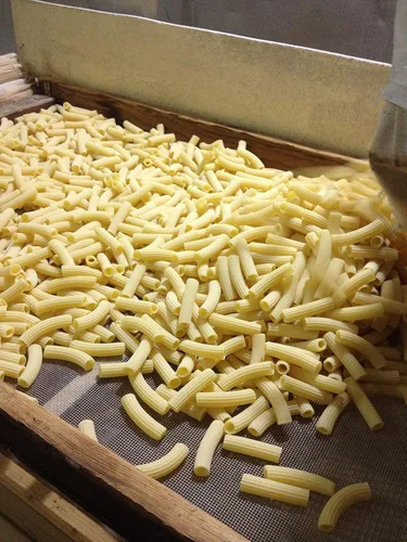 Vista 3 de Pasta Faella Caserecci - IGP Gragnano - 1.1 lbs