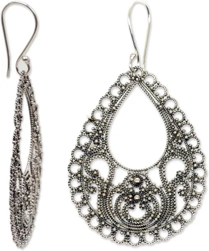 Vista 3 de NOVICA Pendientes colgantes artesanales hechos a mano de plata de ley 925 Indonesia 'Bali Glam', Plata de ley Perla, No es una piedra preciosa