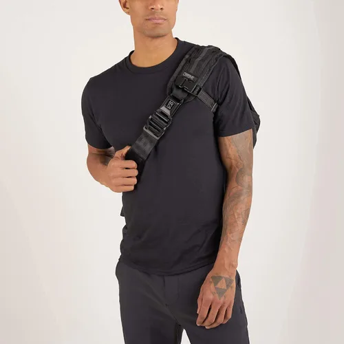 Vista 9 de Chrome Industries Citizen Night Messenger Satchel Bag 24 litros con organizador negro