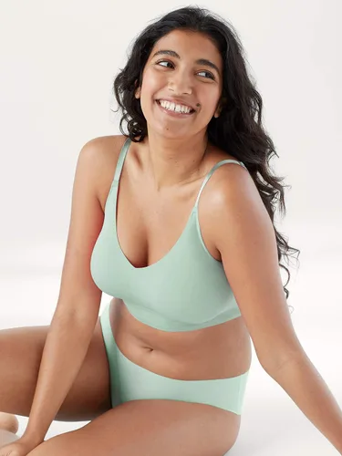Vista 4 de True & Co Brasier de tirantes ajustables con triángulo para mujer