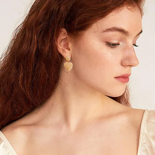 Vista 5 de Pendientes de perlas elegantes para mujer, aretes de perlas geométricas, aretes colgantes de perlas, regalos de joyería