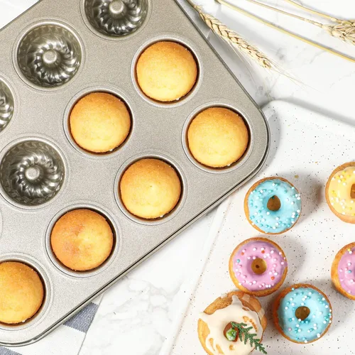 Vista 5 de Webake Paquete de 2 mini moldes para tartas de tubo estriado, tamaño de mordida antiadherente de 12 tazas, 1.8 pulgadas, pequeño molde para tartas