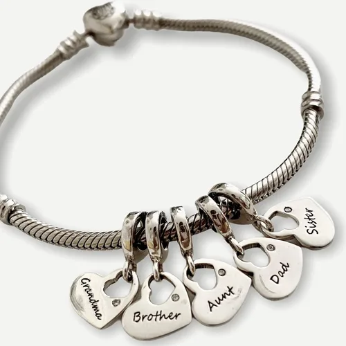 Vista 2 de BOLENVI Abalorio de plata de ley 925 con diseño de corazón para pandora y pulseras o collares similares hermana Plata esterlina Sin gemas