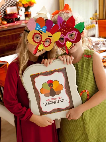 Vista 8 de Crafts for Kids in Bulk: Felt DIY Face Masks Games Kit