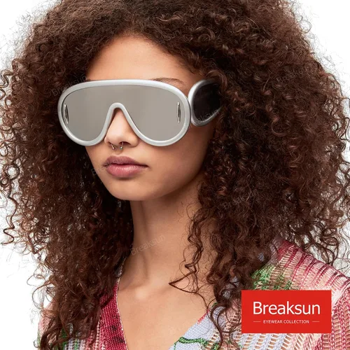Vista 4 de Gafas de sol de moda con máscara ondulada para mujeres y hombres, de gran tamaño, color plateado, con escudo futurista, estilo de diseñador