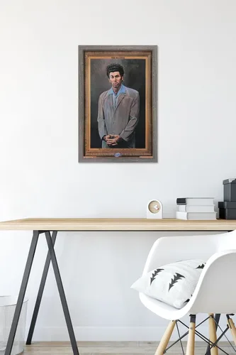 Vista 6 de Trends International Seinfeld - Póster de pared Kramer, 14.725 x 22.375 pulgadas, versión enmarcada de madera de granero Versión enmarcada Barnwood