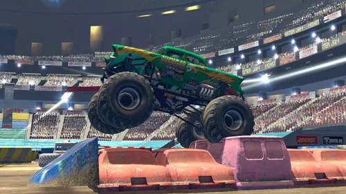 Vista 8 de Monster Jam 3 Path of Destruction with Grave Digger Steering Wheel Peripheral - Nintendo Wii