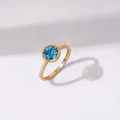 Vista 3 de Tienda Essentials Anillo de piedra natal de marzo de cristal importado de oro de 10 quilates (anteriormente colección Tienda)