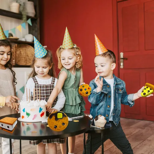 Vista 6 de Slow Rising - Paquete de 4 juguetes esponjosos, bonito regalo de cumpleaños para niños, ojos grandes, pizza, galleta, gofre, paquete de gofres