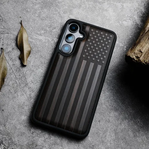 Vista 4 de Carveit Wood Case for Galaxy S24, The Classic American Flag, Black Bandera americana-Madera oscura