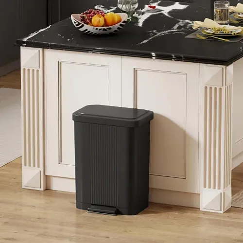 Vista 8 de Basurero de cocina de 13 galones/50 litros, tapa silenciosa de cierre suave con pedal de pie, acero inoxidable y diseño de plástico para el hogar