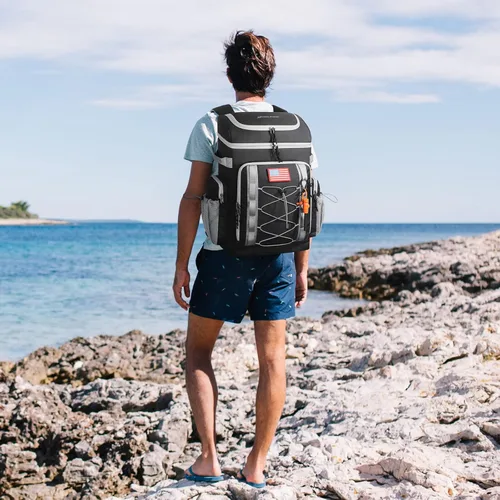 Vista 7 de Maelstrom Mochila enfriadora, mochila térmica suave con aislamiento para 50 latas, portátil, ligera, a prueba de fugas, enfriador de playa de gran