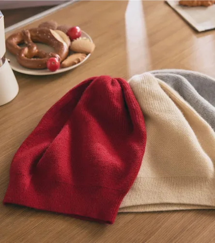 Vista 47 de WaySoft Gorro de cachemira 100% para mujer en una caja de regalo, gorro de gran tamaño para mujer