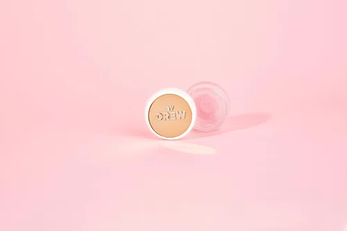 Vista 7 de FLOWER BEAUTY By Drew Barrymore Petal Pout - Exfoliante labial + nutre los labios, manteca de cacao + infusión de aceite de coco