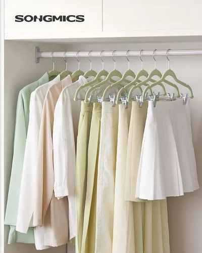 Vista 2 de SONGMICS Paquete de 30 perchas para pantalones y 50 perchas para ropa, perchas de terciopelo con clips ajustables, antideslizantes y ahorran