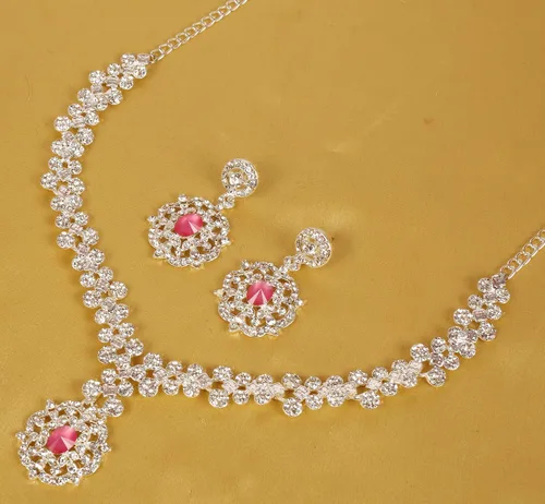 Vista 3 de Sunsoul Por Touchstone - Juego de collar de novia de Bollywood indio con diamantes de imitación brillantes en tono dorado o blanco para mujer.