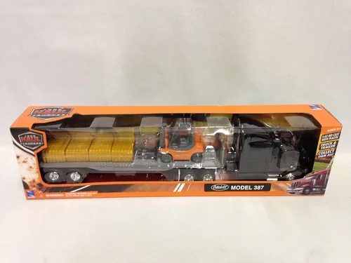 Vista 4 de Peterbilt 387 Plana con Carretilla Elevadora y Pacas de Heno Diecast 1:43 Réplica, New Ray Toy SS-15123J