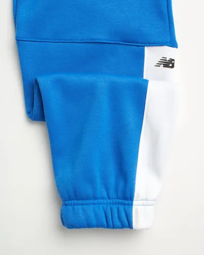 Vista 4 de New Balance Pantalones deportivos para niños, paquete de 2 pantalones deportivos de vellón activos (Talla 4-20)