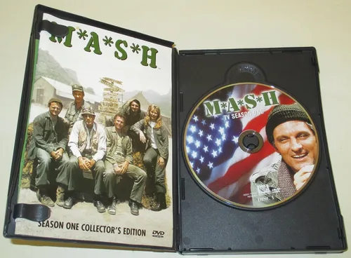 Vista 3 de M*A*S*H - Season One (Collector's Edition)