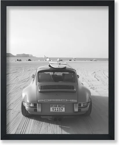 Vista 18 de Poster Master Póster de piernas sexys en coche clásico, impresión de mujer con tacones altos, arte femenino, ilustración en blanco y negro