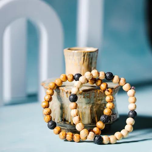 Vista 7 de Manfnee Pulsera de cuentas de madera para hombres y mujeres, difusor de aceite esencial de lava