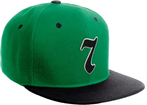 Vista 582 de Daxton Gorra clásica con visera de billete plano con letras del alfabeto inglés antiguo de la A a la Z