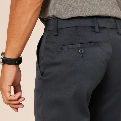 Vista 4 de Tienda Essentials Pantalón de golf para hombre, entallado y elástico