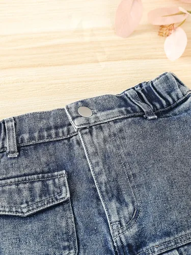 Vista 3 de Verdusa Minifalda plisada de mezclilla con cintura alta y bolsillo frontal para niña