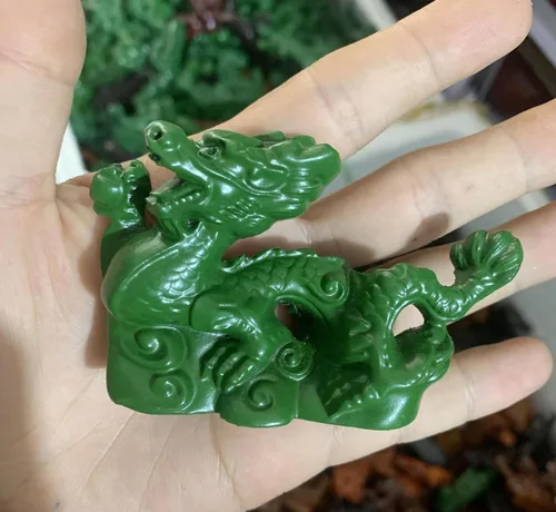 Vista 3 de RCFINE Estatua de dragón pequeña de madera china Feng Shui Dragon Figurines 2024 Año del Dragón Regalo Escultura de dragón para el éxito