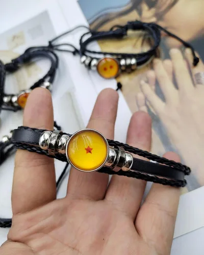 Vista 4 de rgwtgkyh Pulsera Goku de cuero trenzado para hombres, pulseras tejidas negras ajustables para niños, joyería de moda, regalo para él