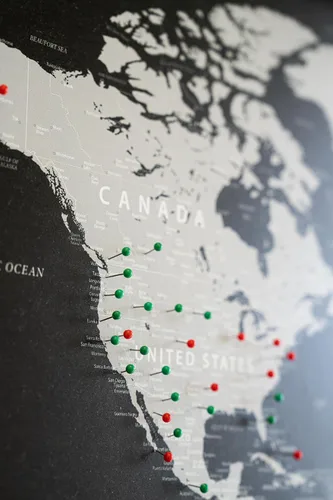 Vista 3 de Mapa del mundo de Push Pin - Mapa de viaje personalizado - Impresión de mapas moderna personalizada #WPM01