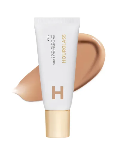 Vista 20 de Hourglass Veil hidratante con color para la piel, humectante tintado con aspecto de rocío, beneficios de maquillaje y cuidado de la piel, ligero