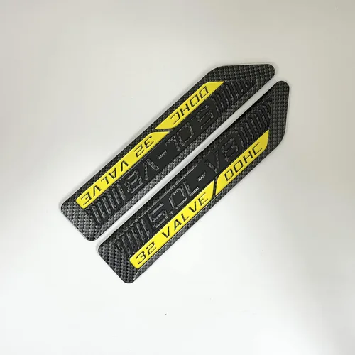 Vista 12 de 5.0L-V8 32 Válvulas DOHC Emblema Personalizado Premium S550 Plataforma Coyote Insignia Soler Performance (Negro - Negro) Compatible