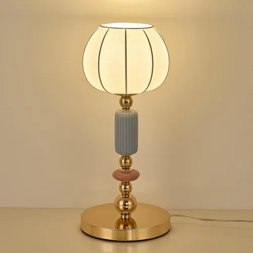 Vista 8 de Lámpara de mesa moderna imitada de seda con enchufe, base metálica, luz de escritorio con enchufe, cable y interruptor para dormitorio, mesita