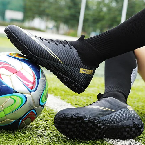 Vista 7 de DKHHN Zapatos de fútbol de interior para hombre, botas de fútbol de fútbol sala con cordones antideslizantes