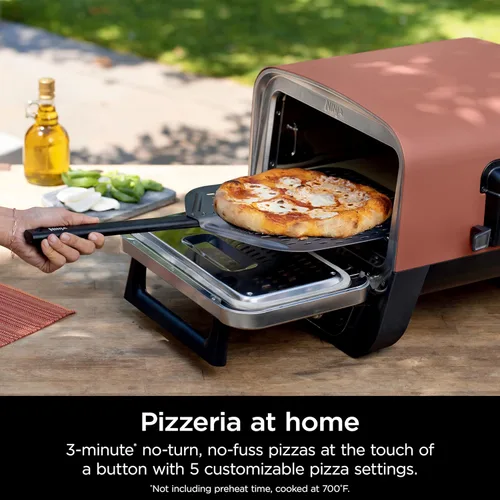 Vista 4 de Horno de pizza de leña al aire libre Ninja, asador eléctrico portátil 8 en 1, calienta hasta 700°F, 5 configuraciones de pizza artesanal, caja