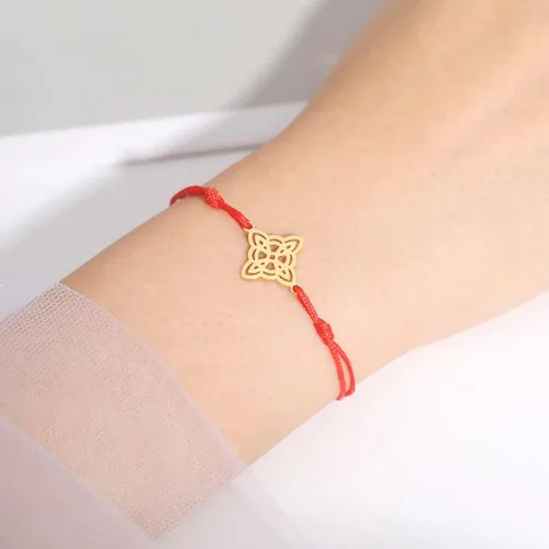 Vista 2 de EUEAVAN Pulsera de alambre de jade con nudo celta concéntrico, círculos florales, amuleto de nudo de bruja, brazalete vikingo, símbolos Wiccanos